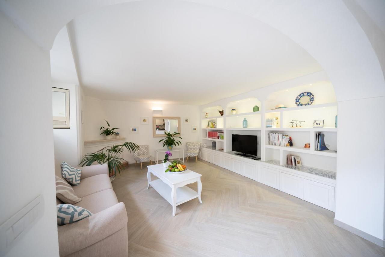 Virginia Holiday home Positano