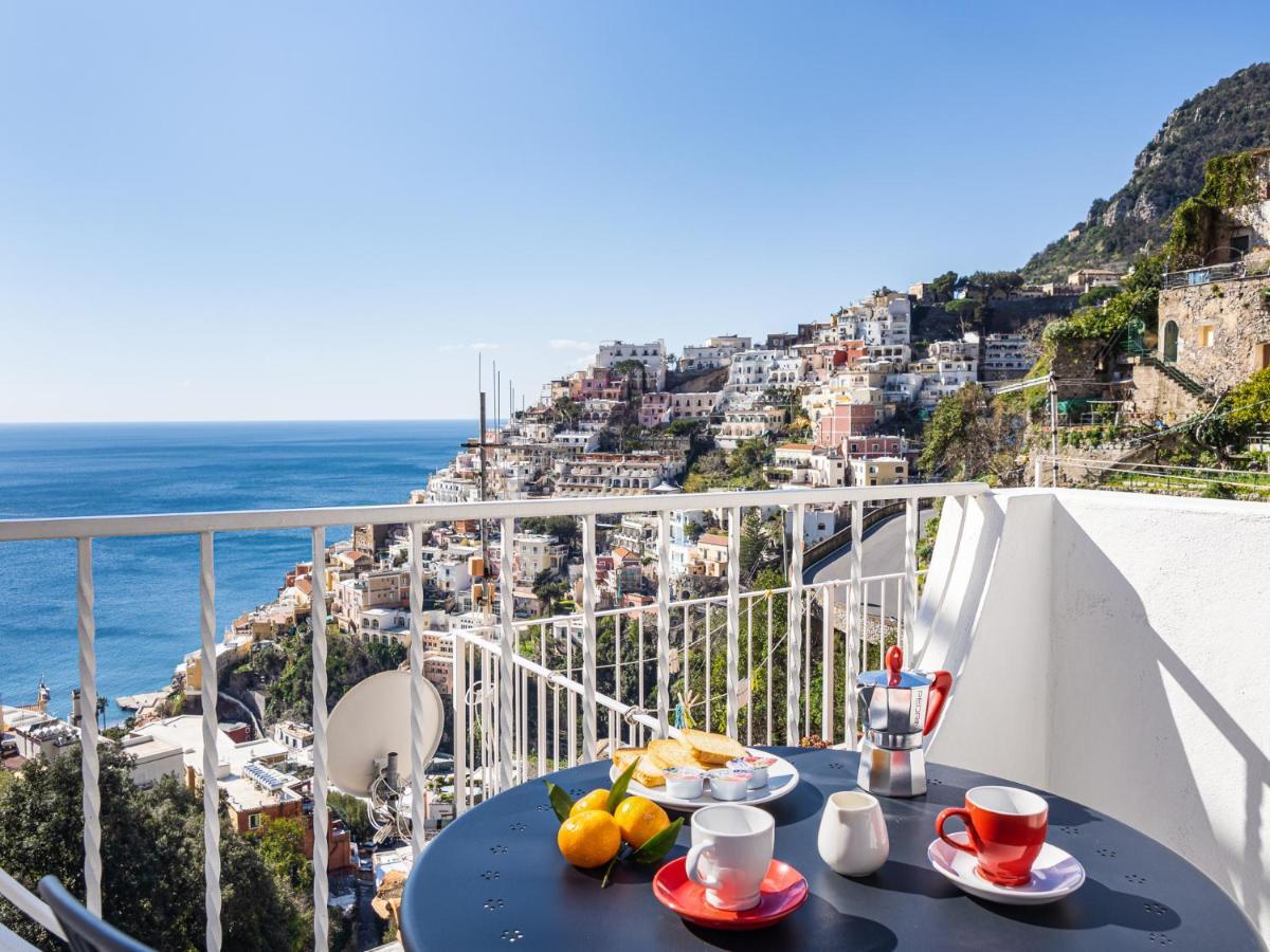 La Perla Di Chicca Apartment