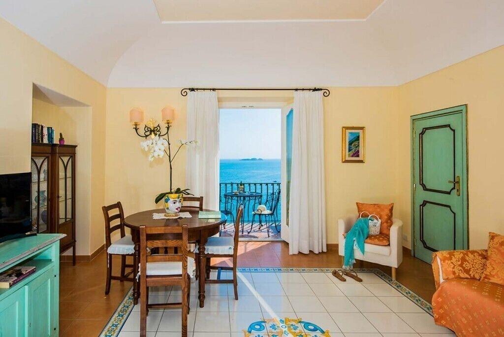 Guest house Alcione 2*