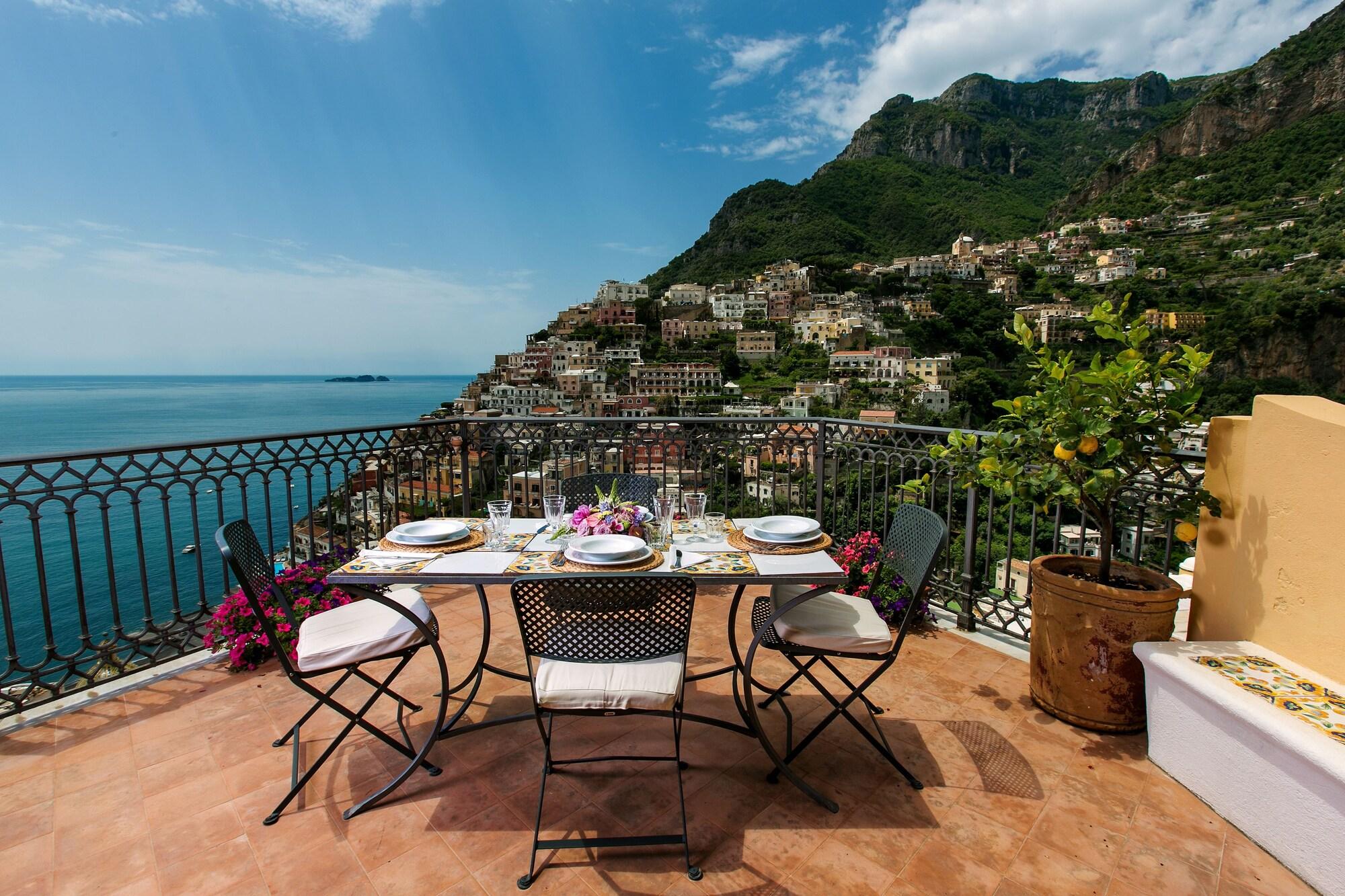 Palazzo Margherita 2*