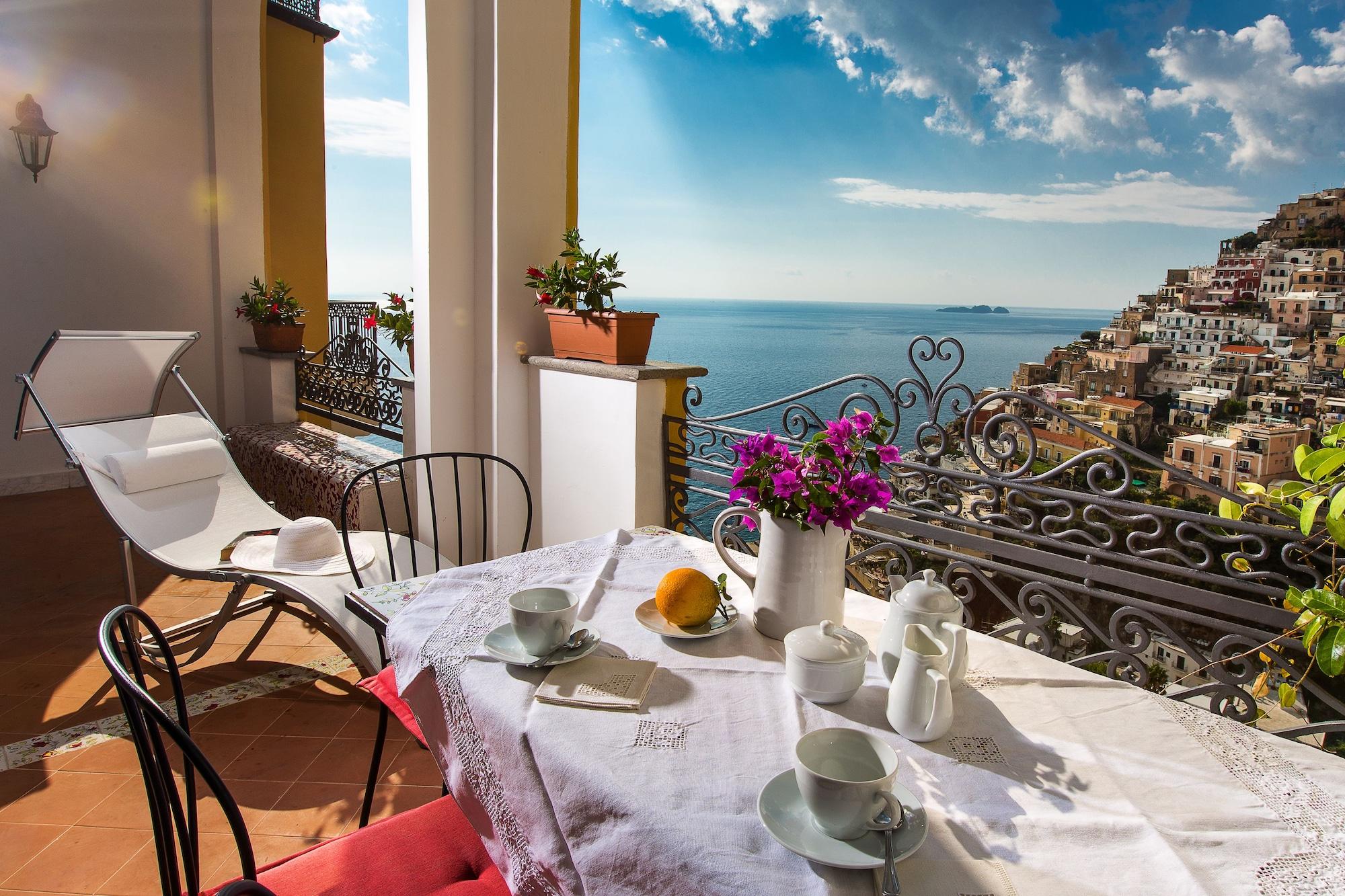 Palazzo Margherita Aparthotel