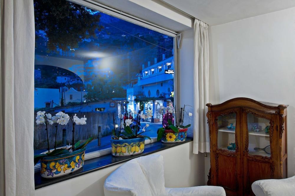 Savoia 4*