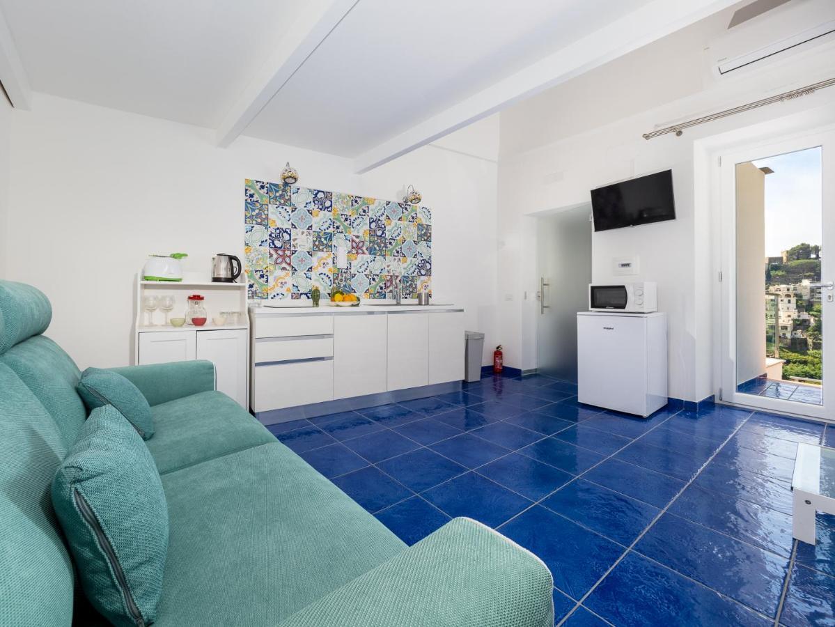 Santoro - De Vivo Realty Sorrento Apartment *