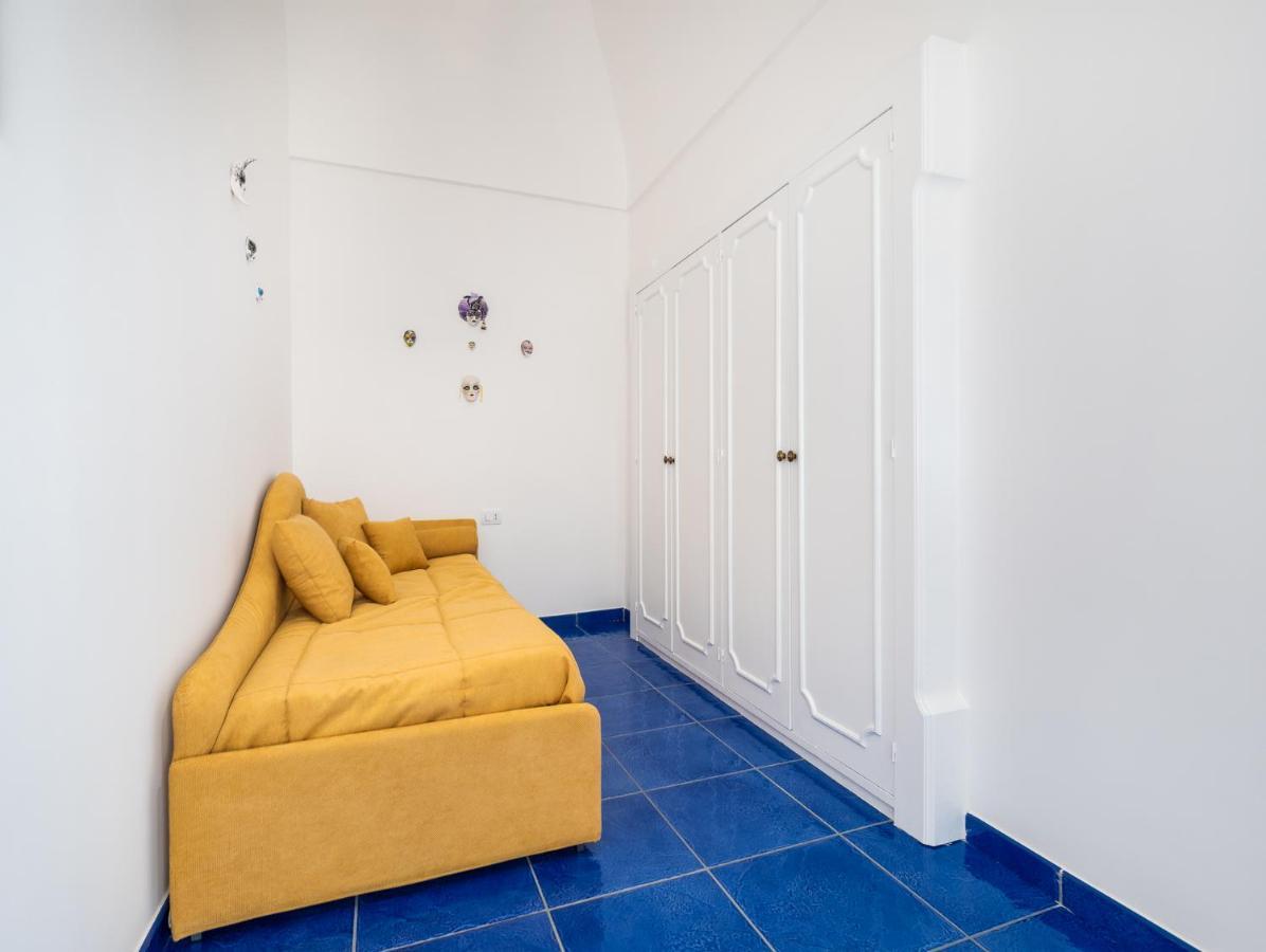 Santoro - De Vivo Realty Sorrento