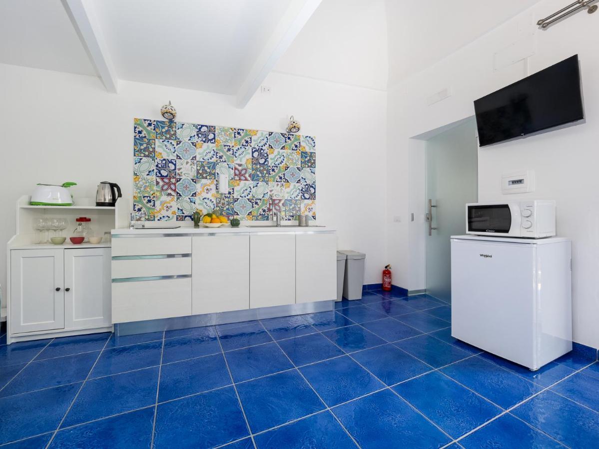 Santoro - De Vivo Realty Sorrento *