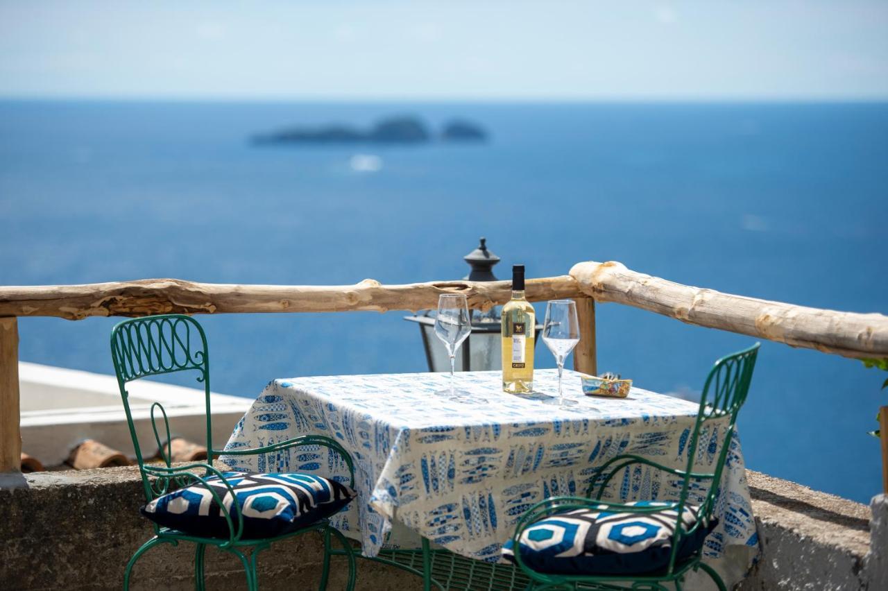 Aria Di Mare,near Elevator, Few Steps, Parking, Garden