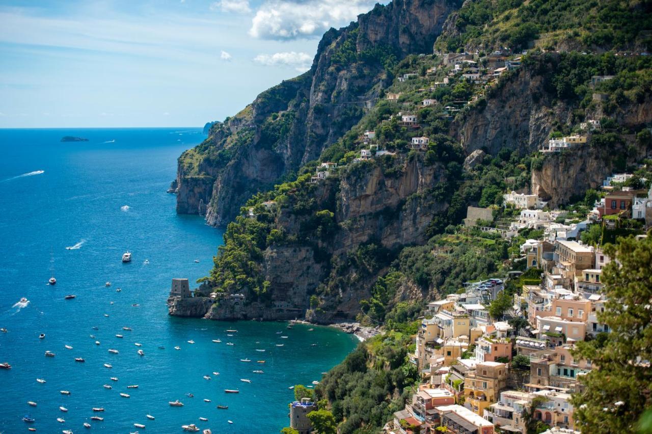 Aria Di Mare,near Elevator, Few Steps, Parking, Garden Apartment