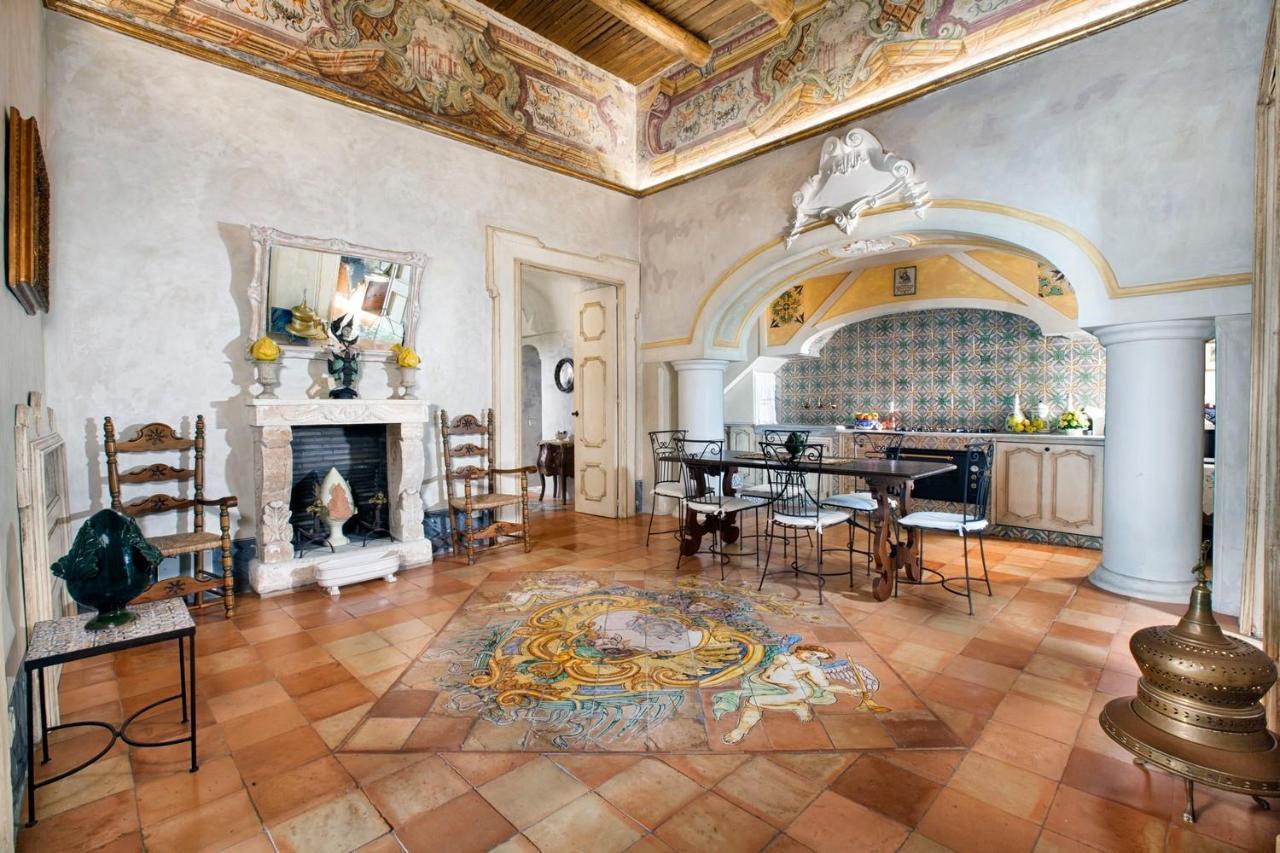 Estate4home - Palazzo Crocione Villa Positano