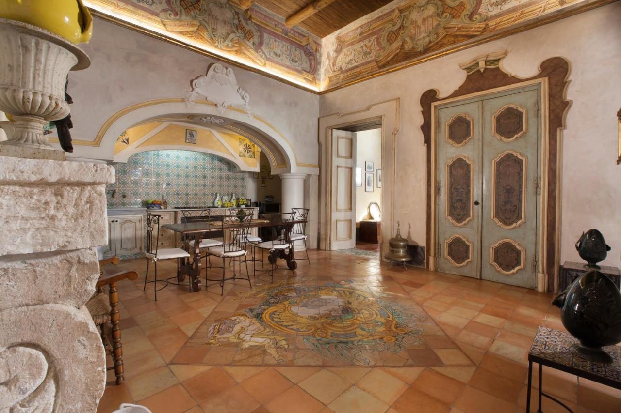 Estate4home - Palazzo Crocione Villa *