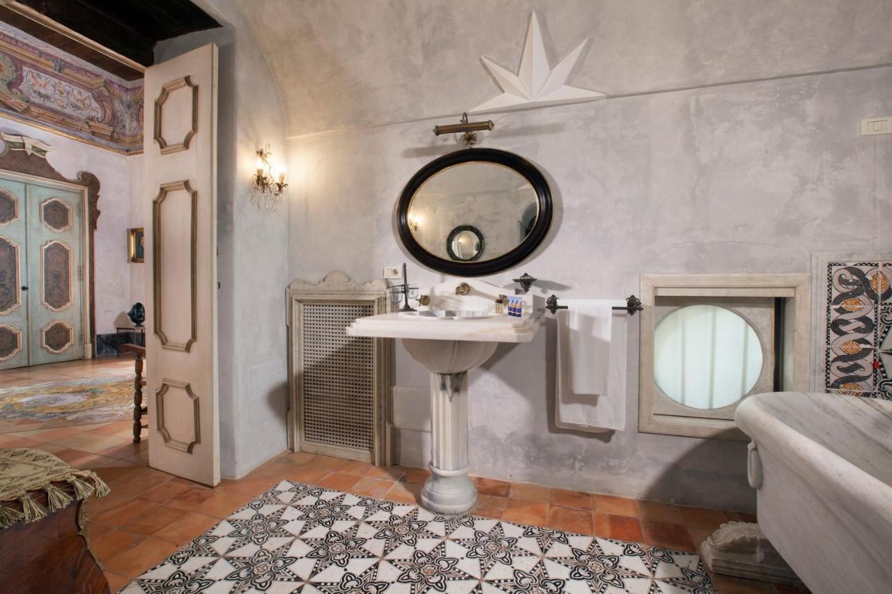 Estate4home - Palazzo Crocione Villa Positano