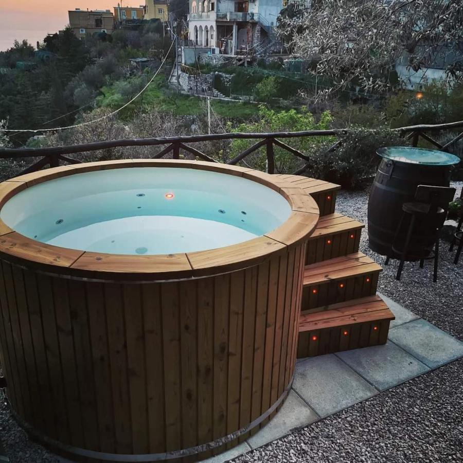 Holiday home Laura Amazing Breakfast,private Outdoor Hot Tub, Experience