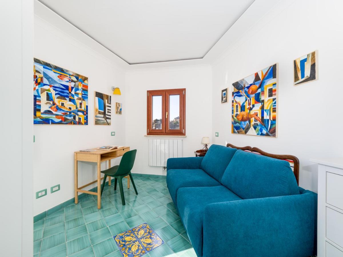 Artist House - De Vivo Realty Holiday home