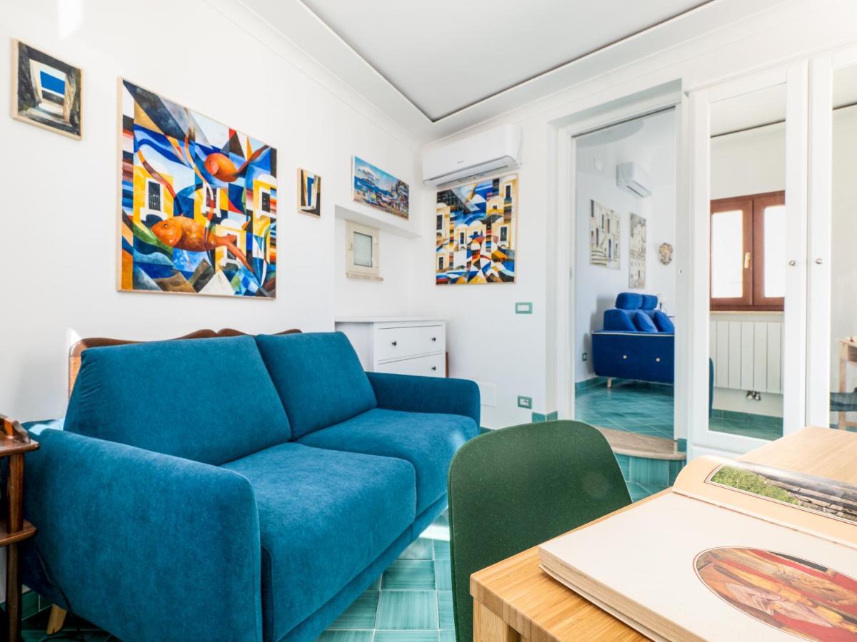 Holiday home Artist House - De Vivo Realty *
