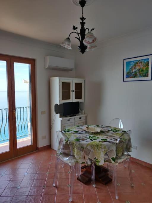 Pleasant With Charming Sea View *