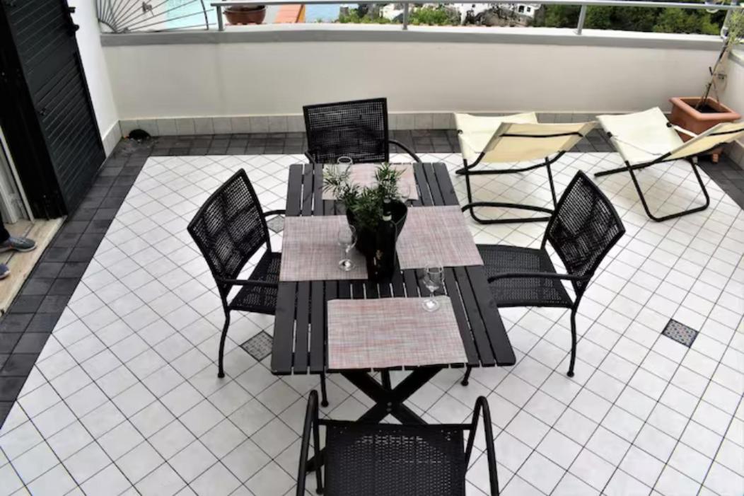 Holiday home Chez Angelina - De Vivo Realty *