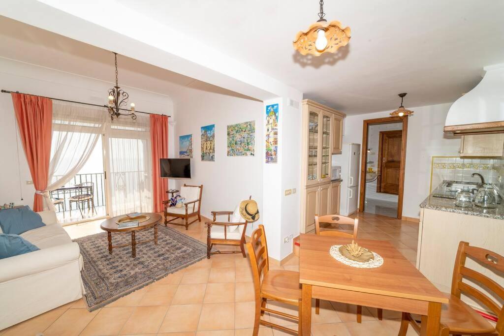 Romantic Casa Corallo - In The Center Of Apartment