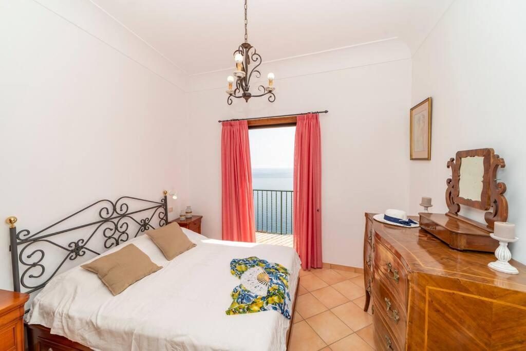 Apartment Romantic Casa Corallo - In The Center Of