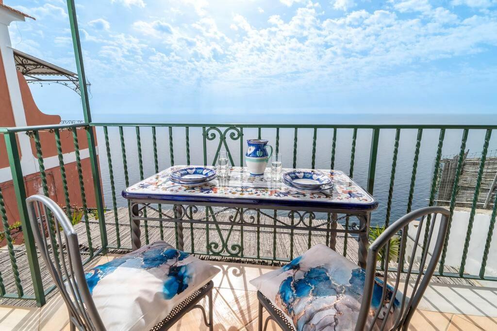 Apartment Romantic Casa Corallo - In The Center Of Positano