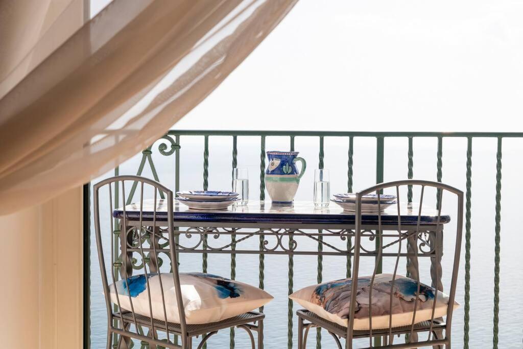 Apartment Romantic Casa Corallo - In The Center Of Positano