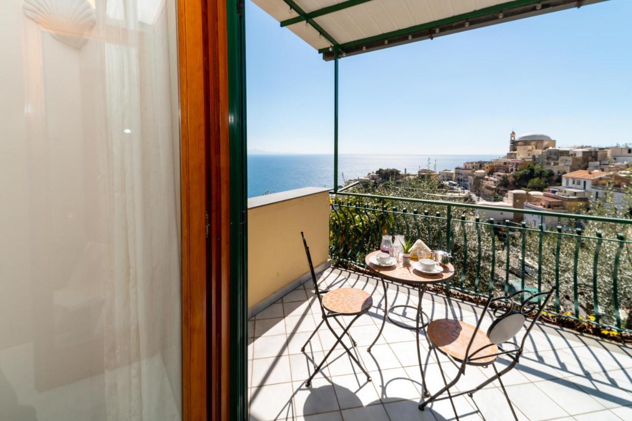 Le Nereidi Bed & Breakfast *