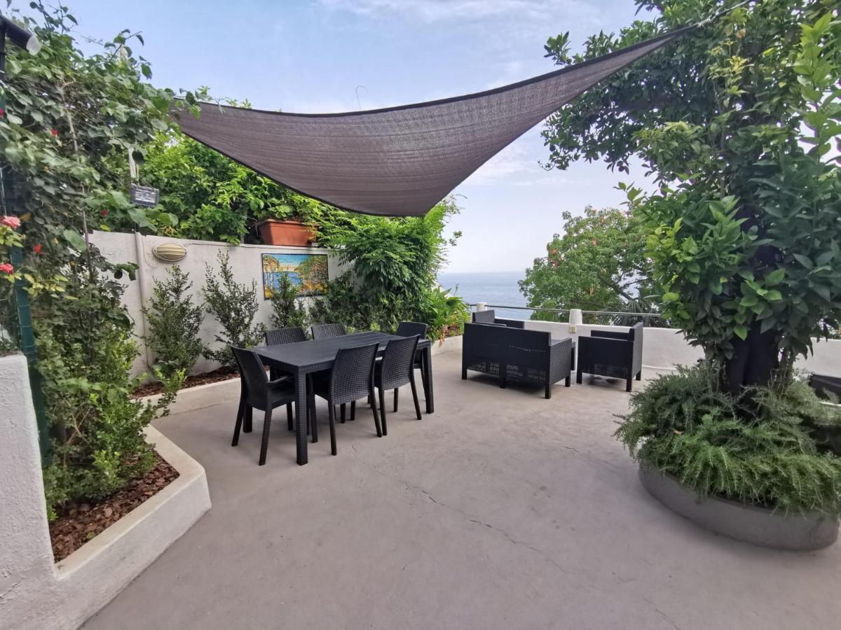 Mirella Sea View Apartment *