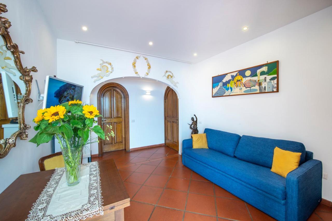 Briganti Seaview Terrace