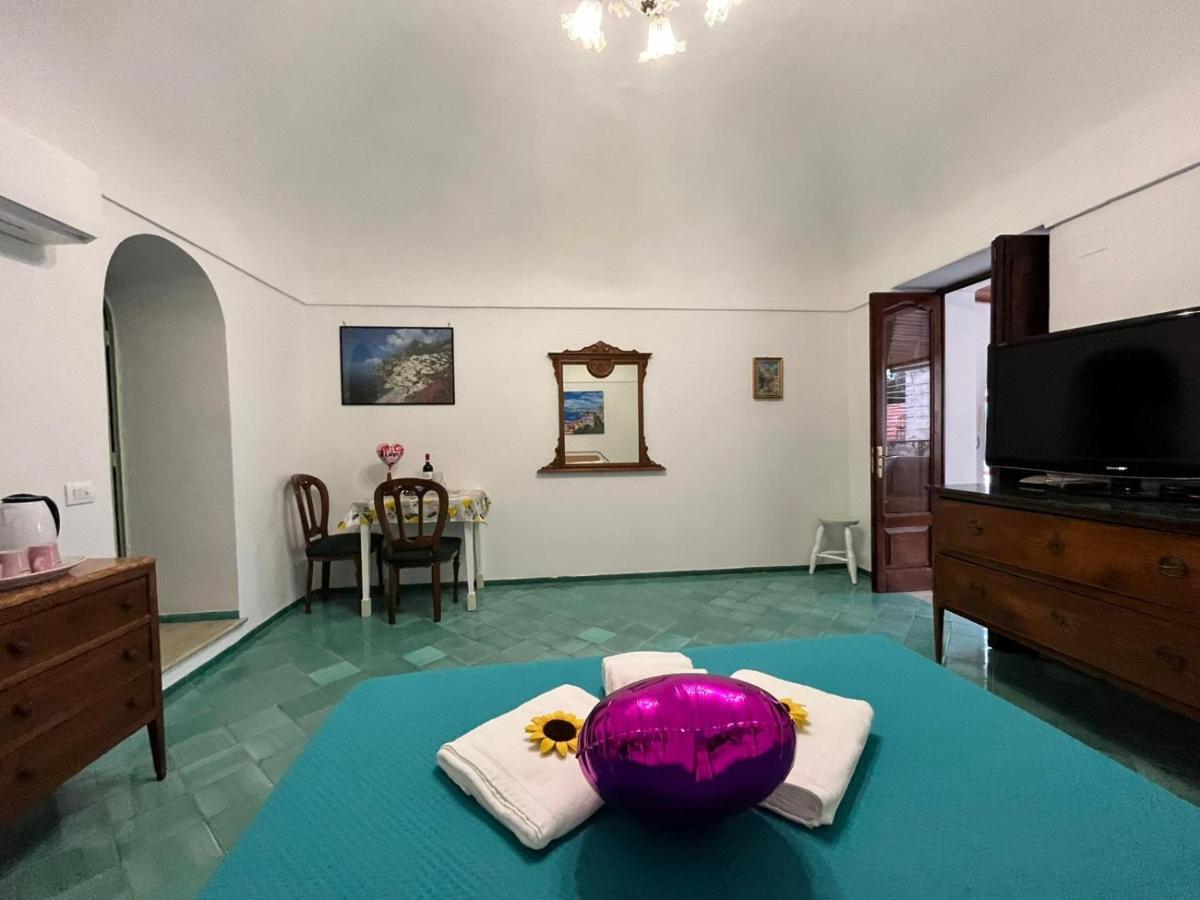 House Free Wi-fi And Air Condition Bed & Breakfast
