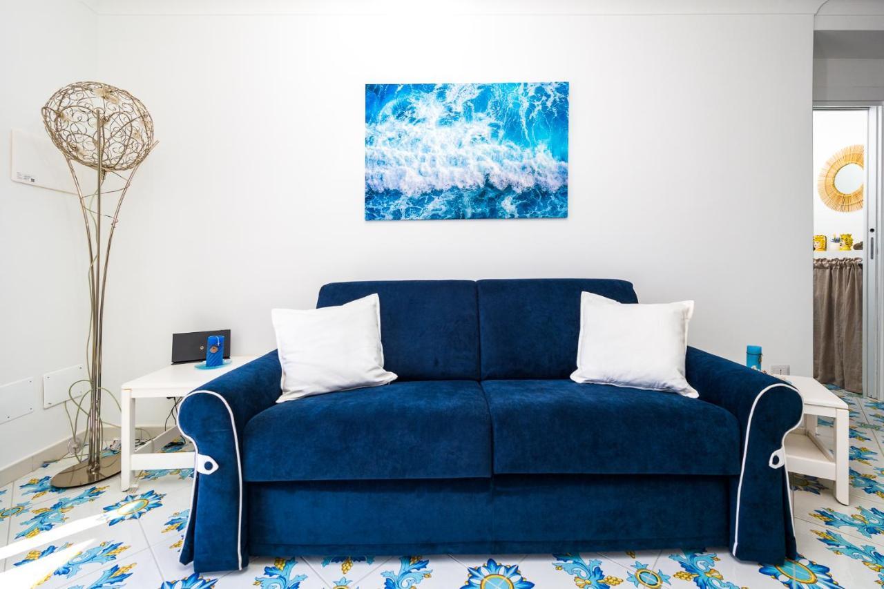 Blue Waves - De Vivo Realty Positano