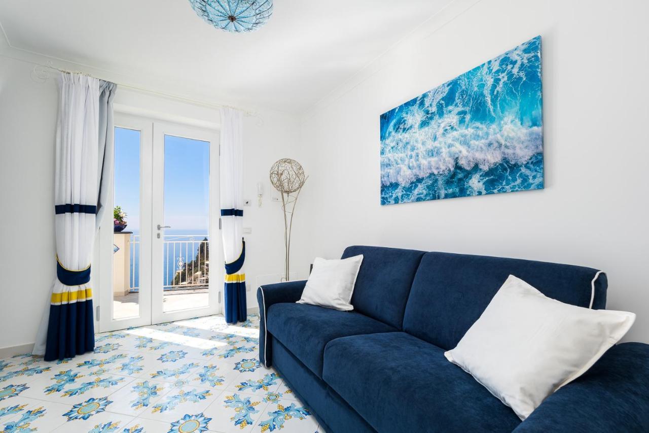 Apartment Blue Waves - De Vivo Realty *