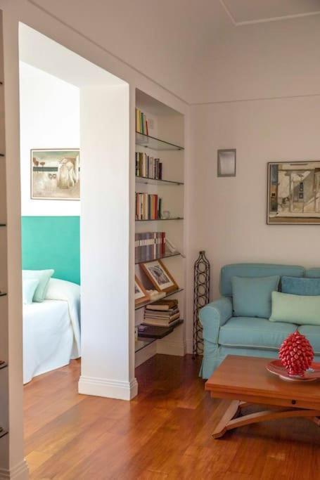 Joey - Prestigious With Private Garage In The Heart Of * Positano