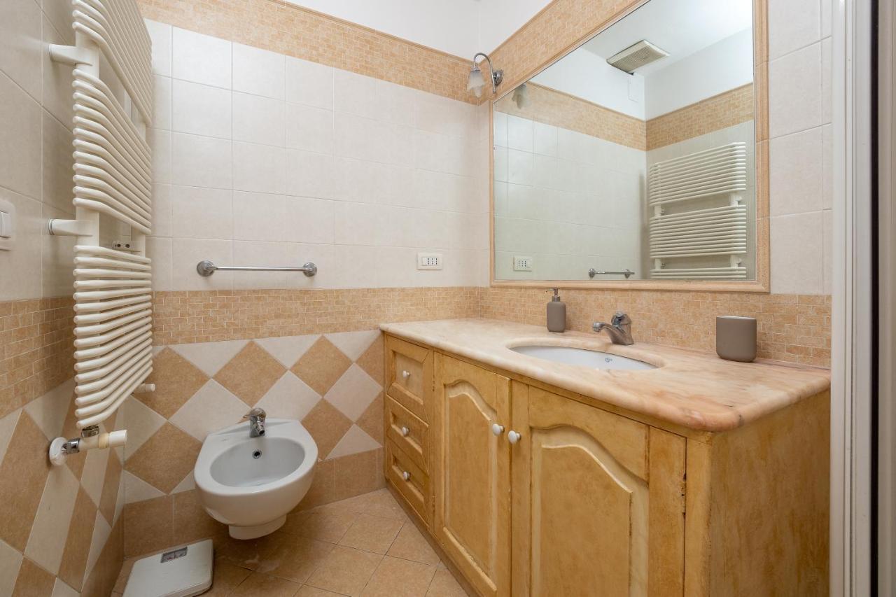 A Casa Di Antonio - De Vivo Realty *