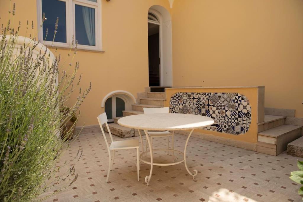 Villa Joey - Prestigious With Private Garage In The Heart Of