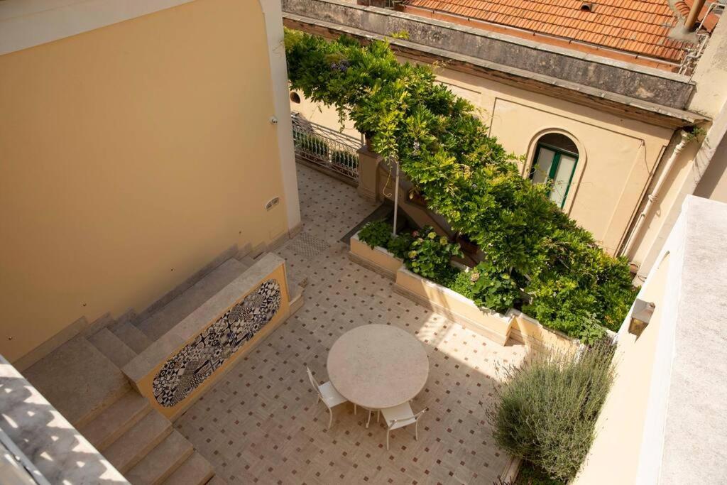 Joey - Prestigious With Private Garage In The Heart Of Positano