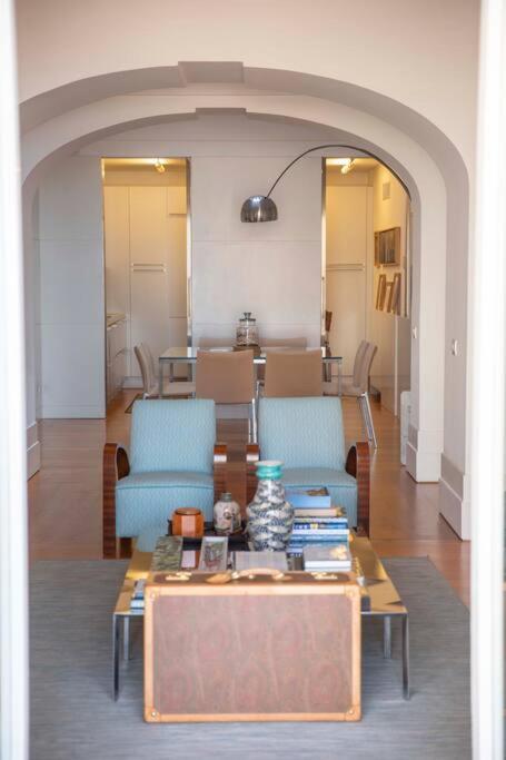 Villa Joey - Prestigious With Private Garage In The Heart Of *