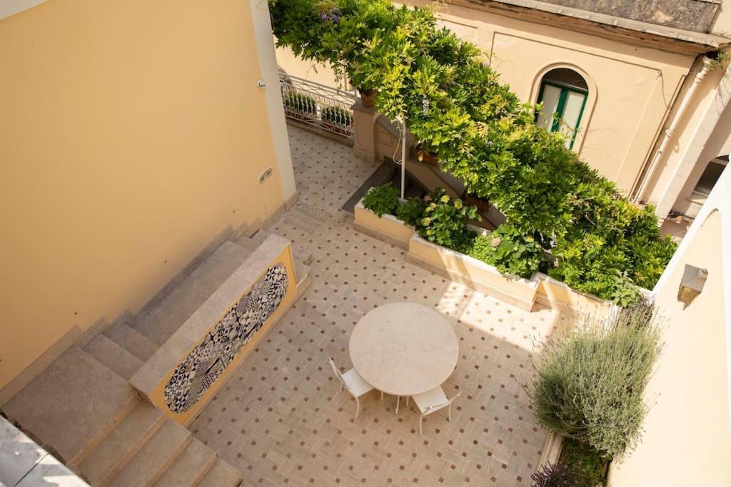Joey - Prestigious With Private Garage In The Heart Of *