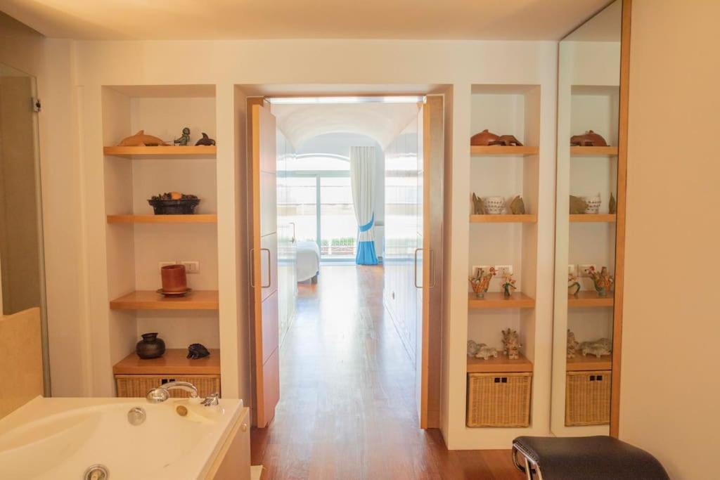 Villa Joey - Prestigious With Private Garage In The Heart Of