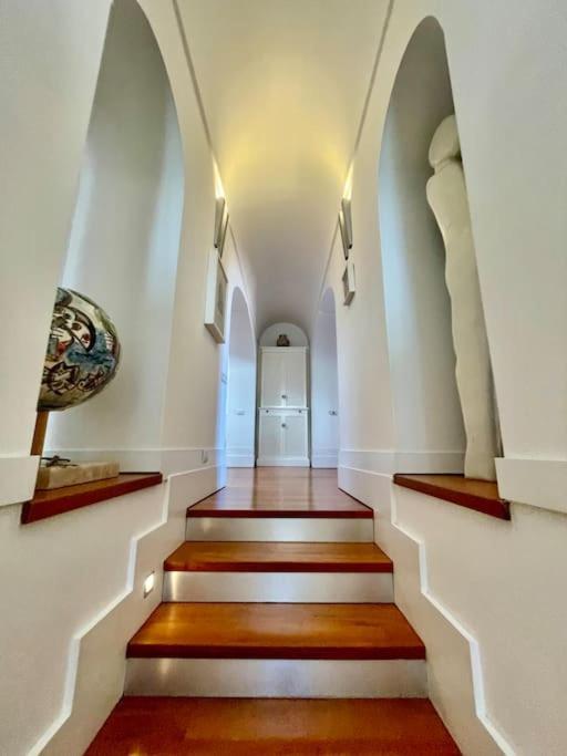 Villa Joey - Prestigious With Private Garage In The Heart Of Positano