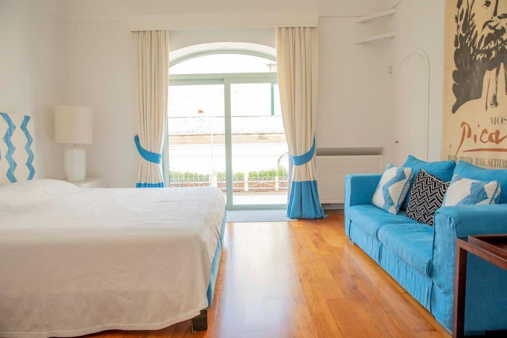 Joey - Prestigious With Private Garage In The Heart Of Villa Positano
