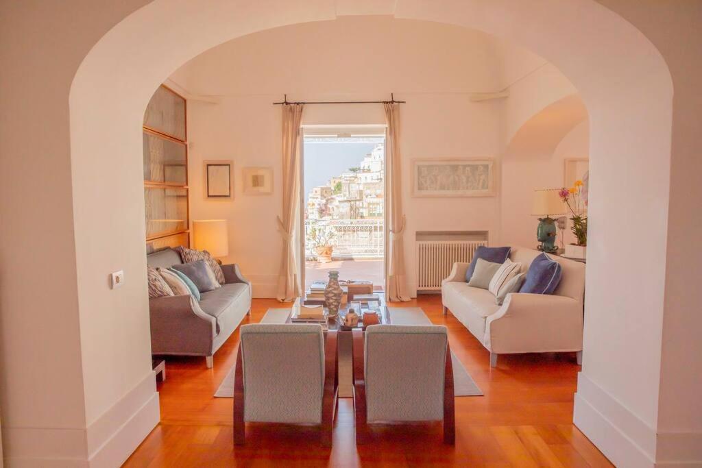 Villa Joey - Prestigious With Private Garage In The Heart Of
