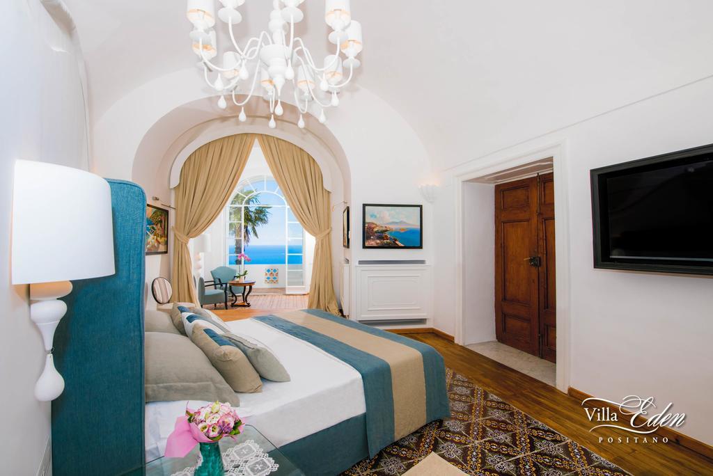 Eden Villa *