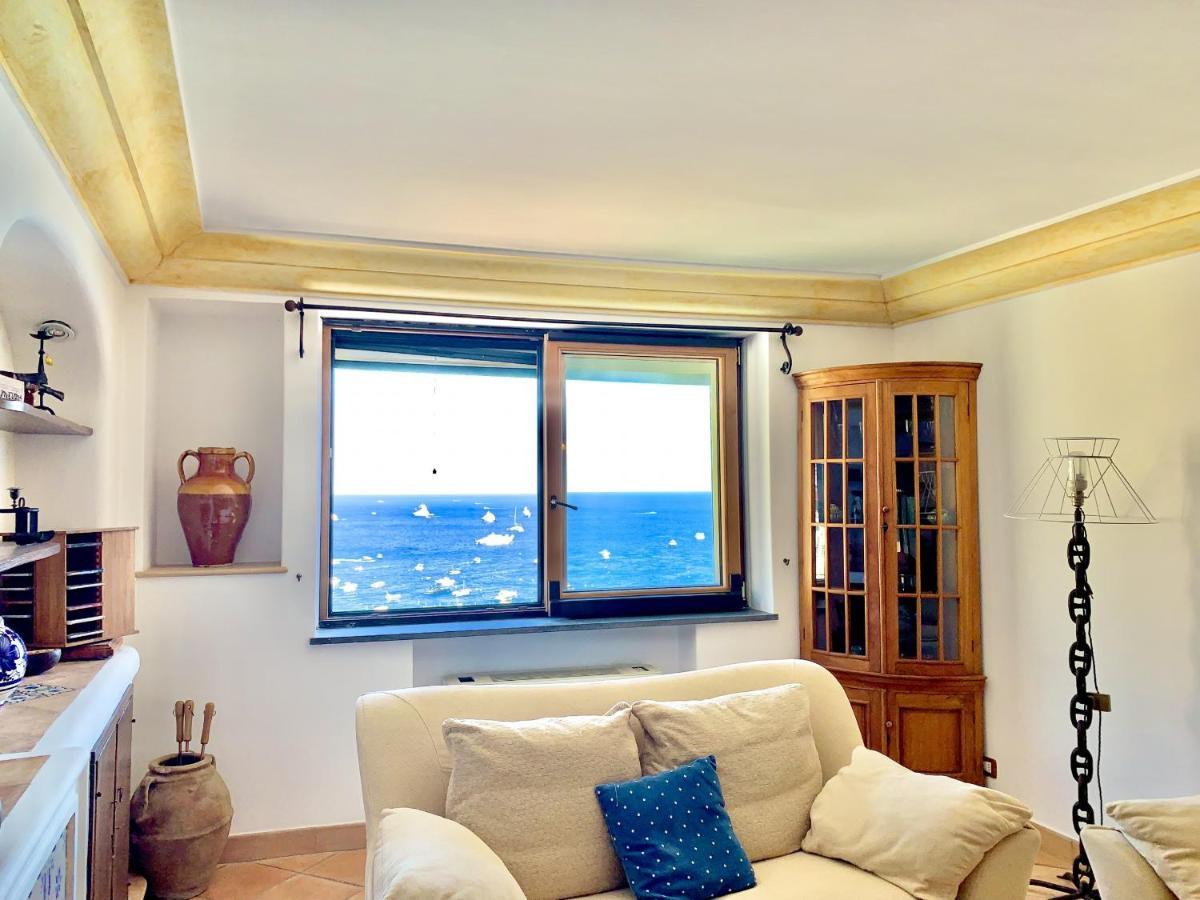 - Casa Vira *
