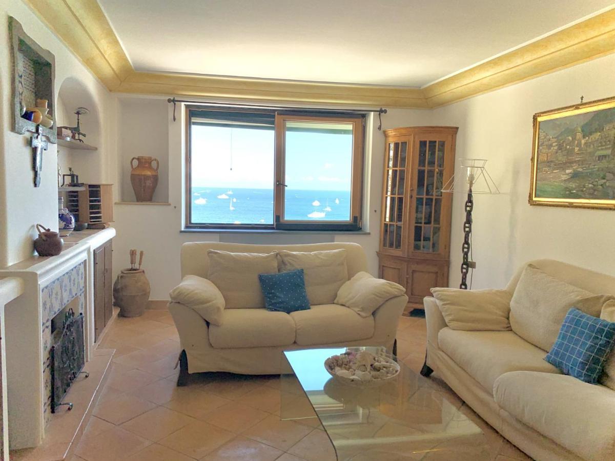 - Casa Vira *