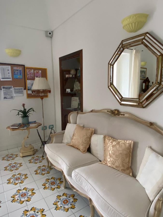 Palazzo Talamo Hotel 3*