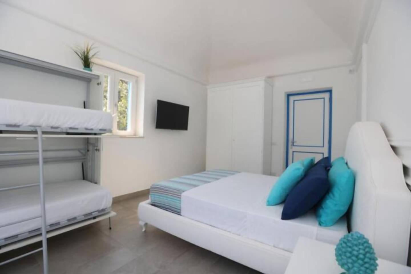 Dei In Bed & Breakfast Positano