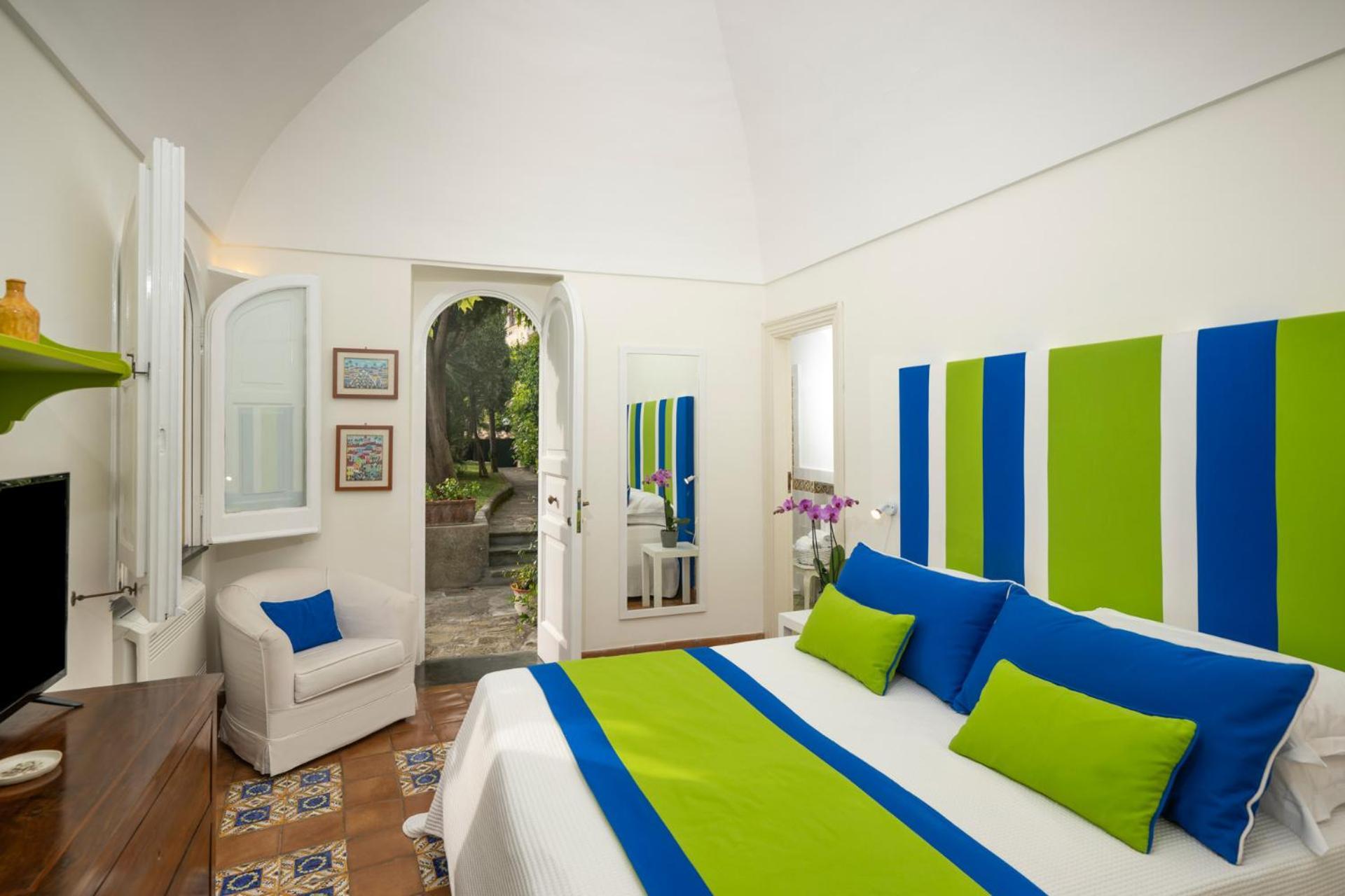 Casa Merce Aparthotel *