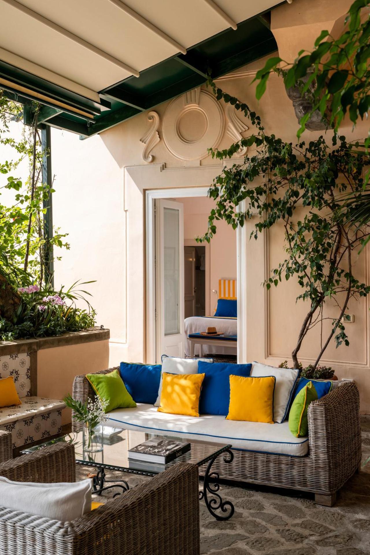 Casa Merce Aparthotel