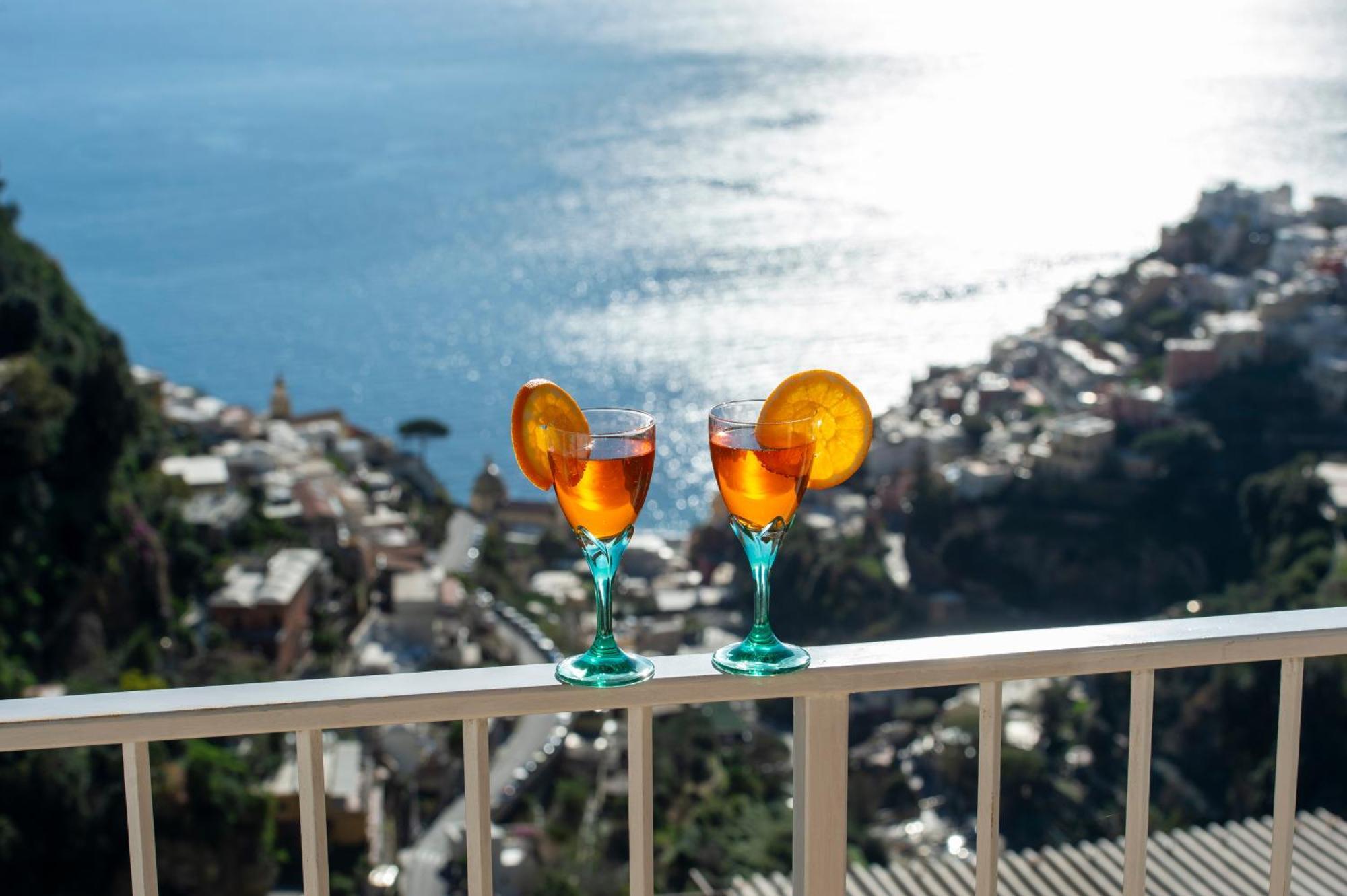 Casa Rossia, - Away From The Crowds Apartment Positano