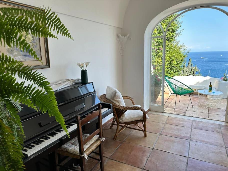 Villa Fornillo 84