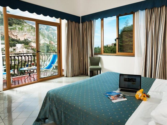 Hotel Royal 4*
