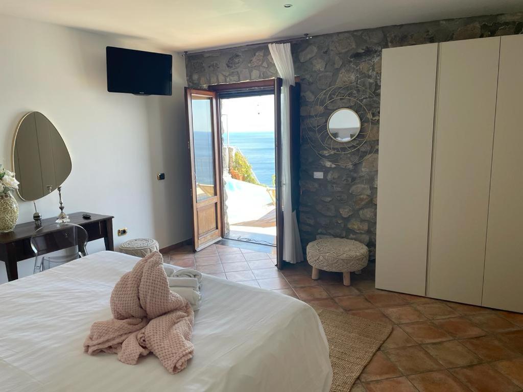 Villa Stone - De Vivo Realty Positano Villa *